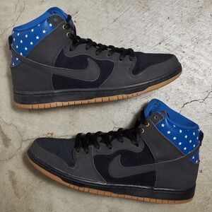 Nike SB Dunk High Premium ‘Stars’